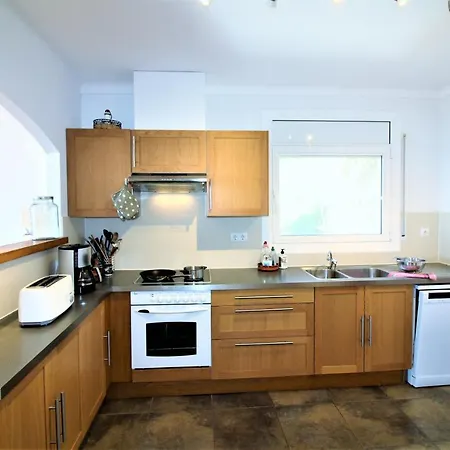 Holiday home Global Immo 8002 Torrinos